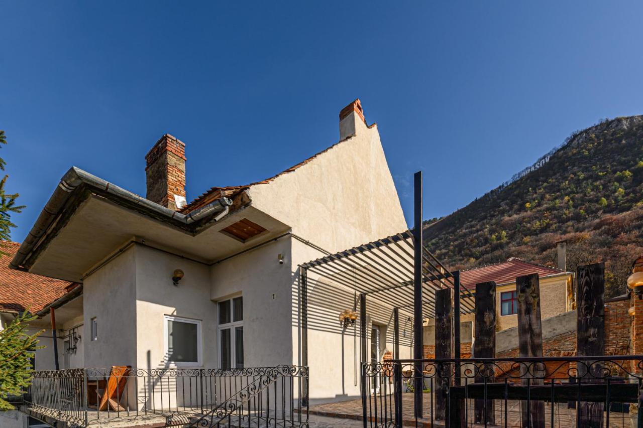 Apartamento Koa - Goli 2Bdr W Terrace Braşov Exterior foto